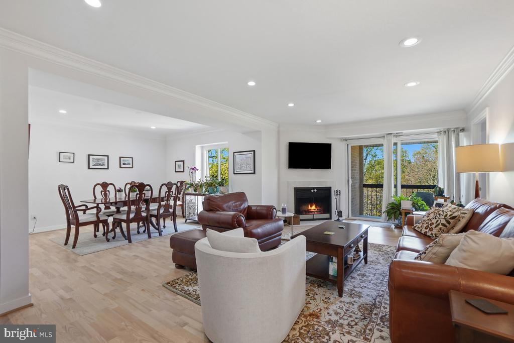11400 STRAND DRIVE R-414