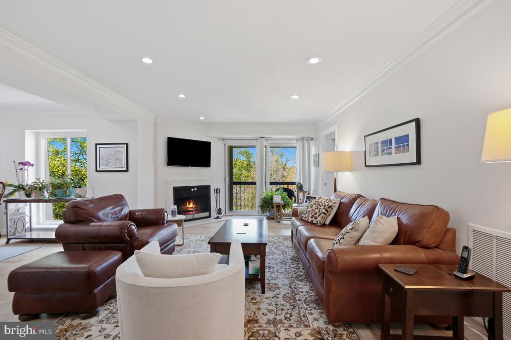 11400 STRAND DRIVE R-414