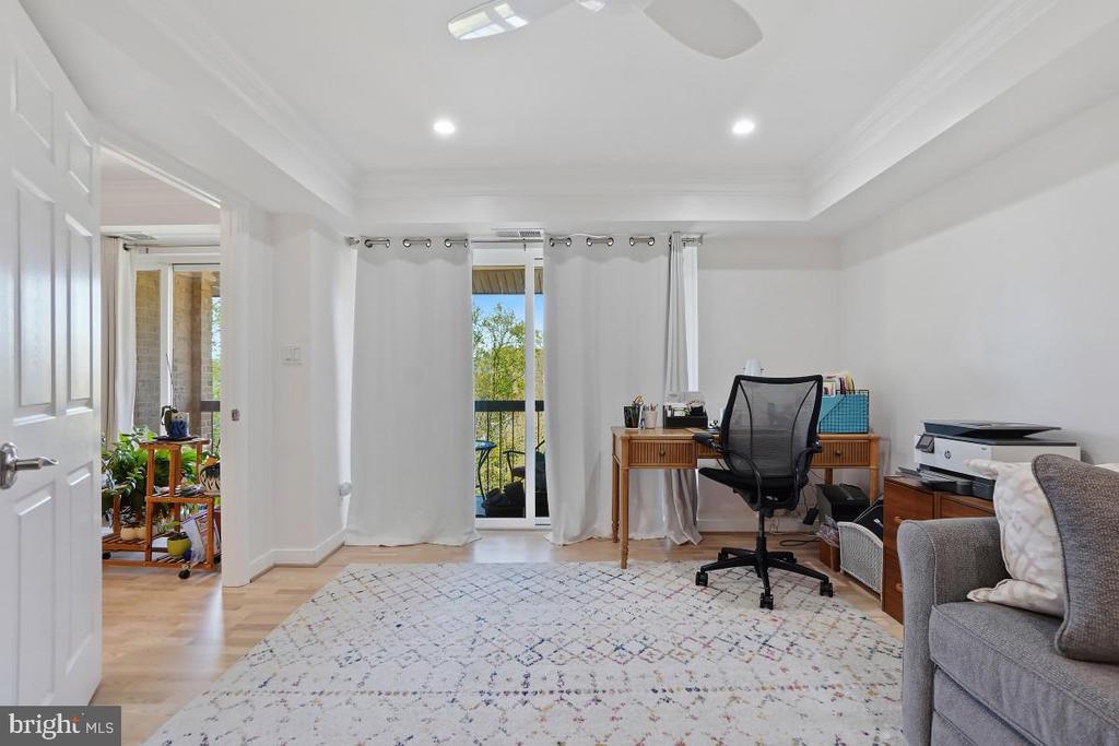 11400 STRAND DRIVE R-414