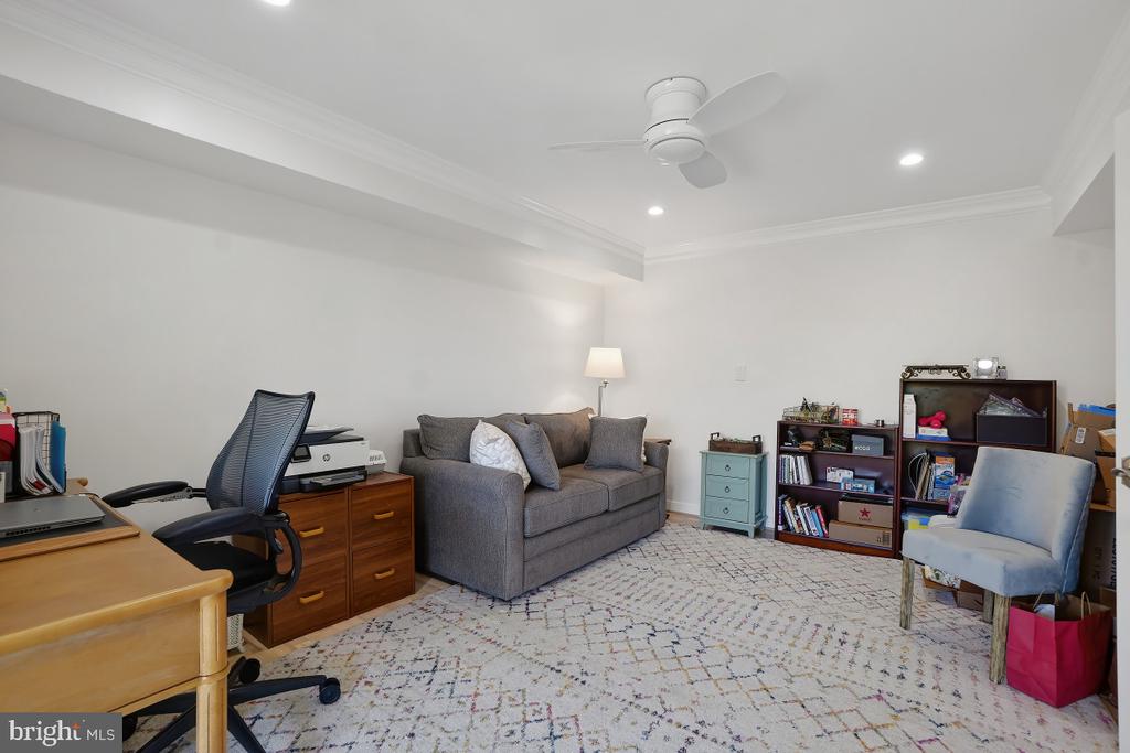 11400 STRAND DRIVE R-414