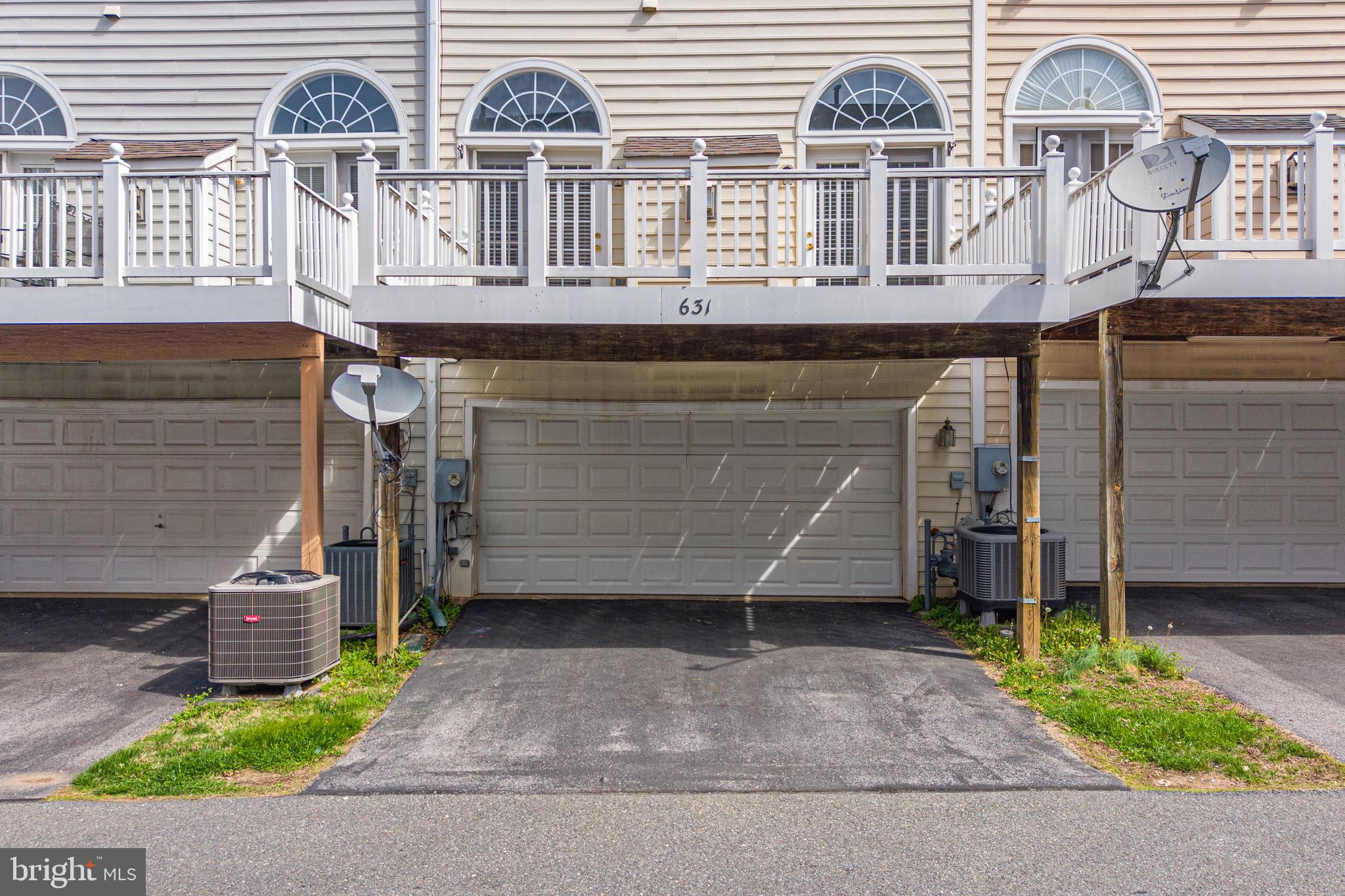 631 GATESTONE STREET