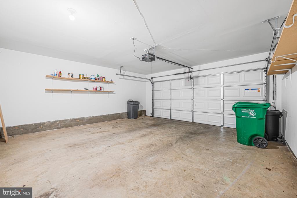 631 GATESTONE STREET