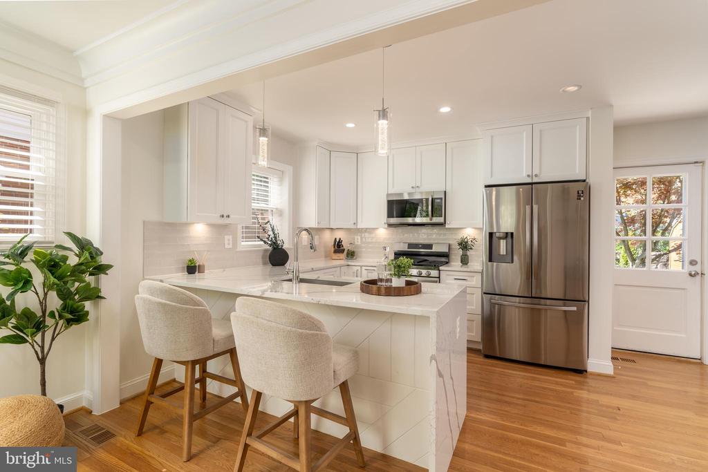 1807 AUGUST DRIVE