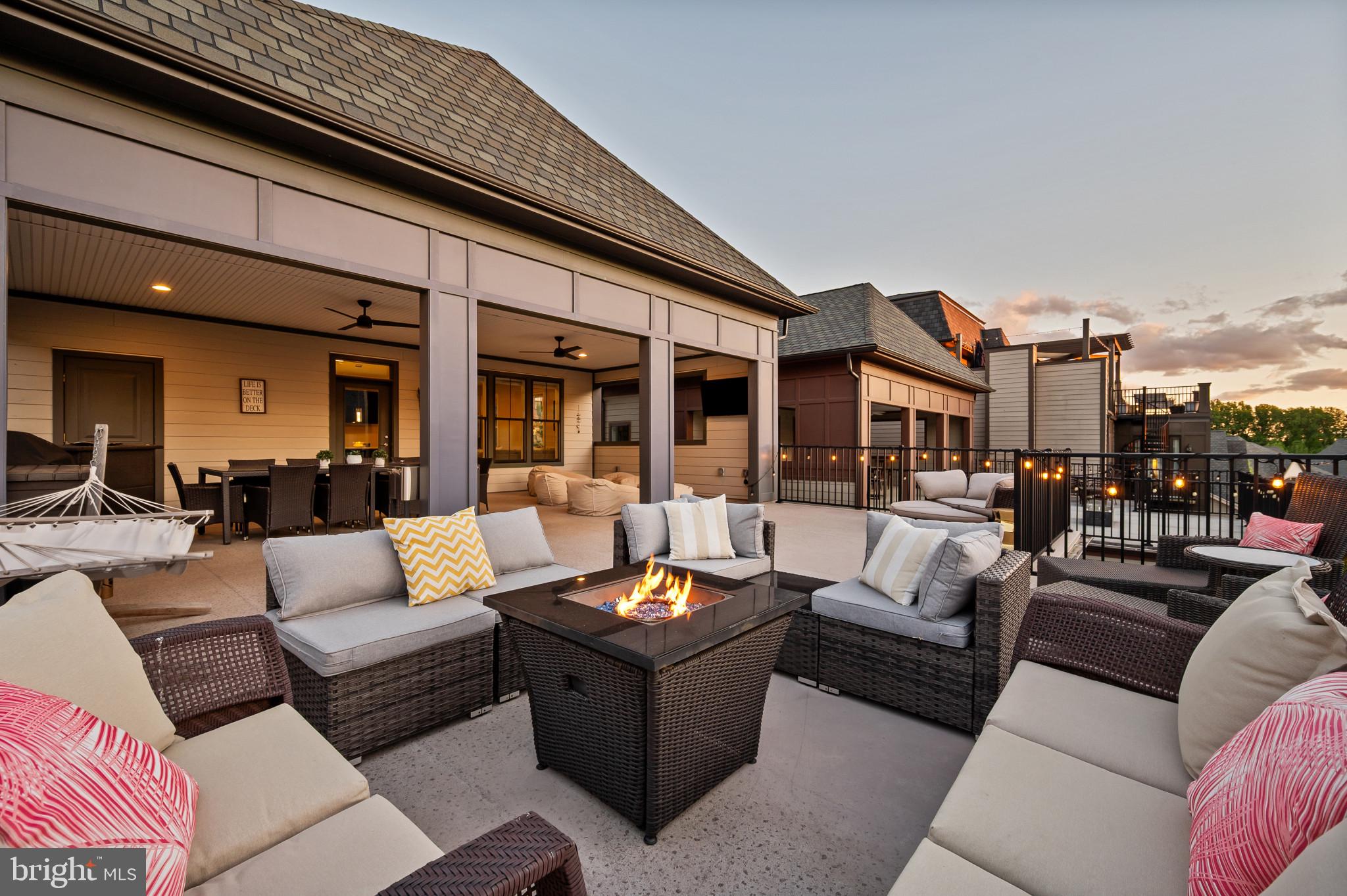 311 STRUMMER LANE