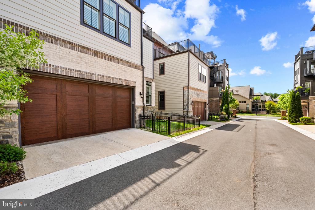 311 STRUMMER LANE