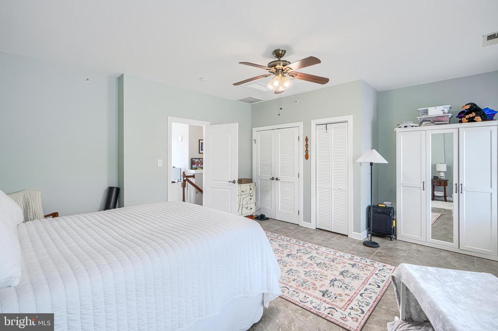 432 GRAND STREET