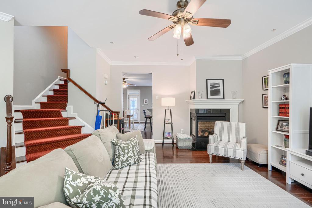 432 GRAND STREET