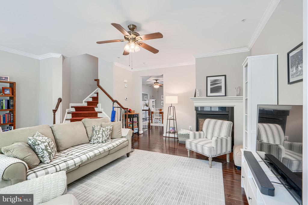 432 GRAND STREET