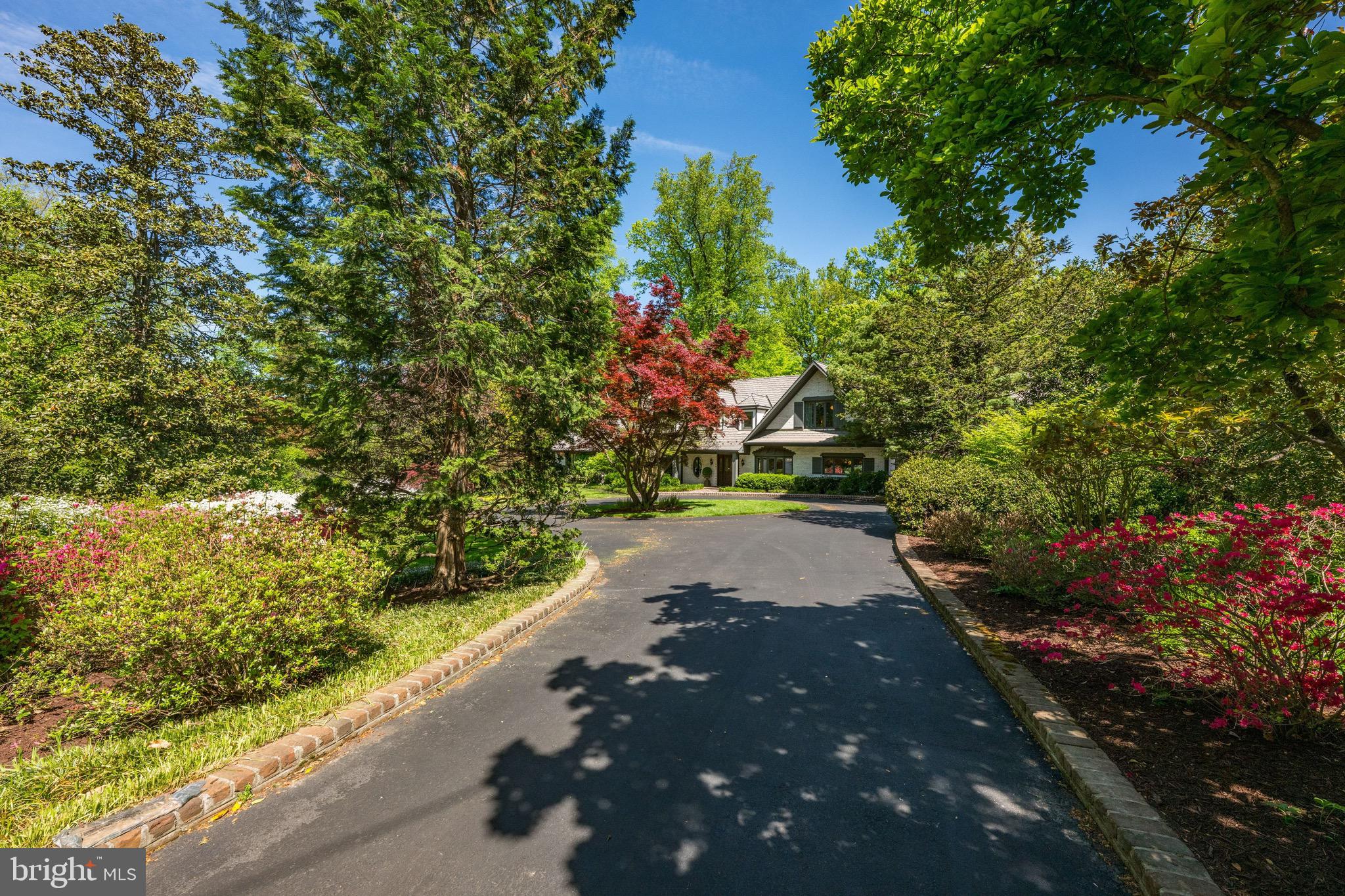 7019 ARMAT DRIVE