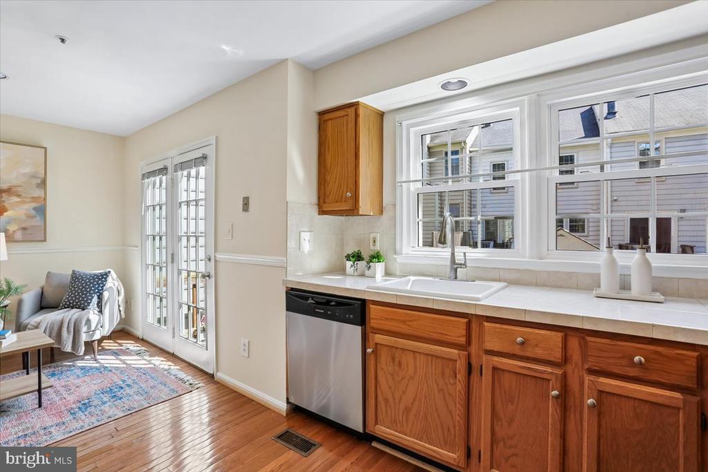9 FOUNTAIN VALLEY COURT