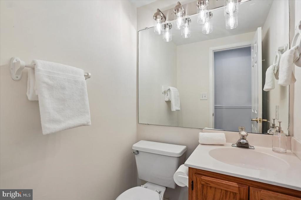 9 FOUNTAIN VALLEY COURT