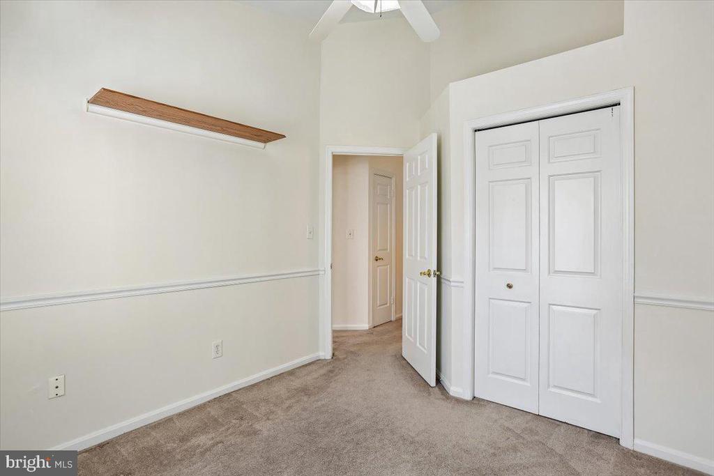 9 FOUNTAIN VALLEY COURT