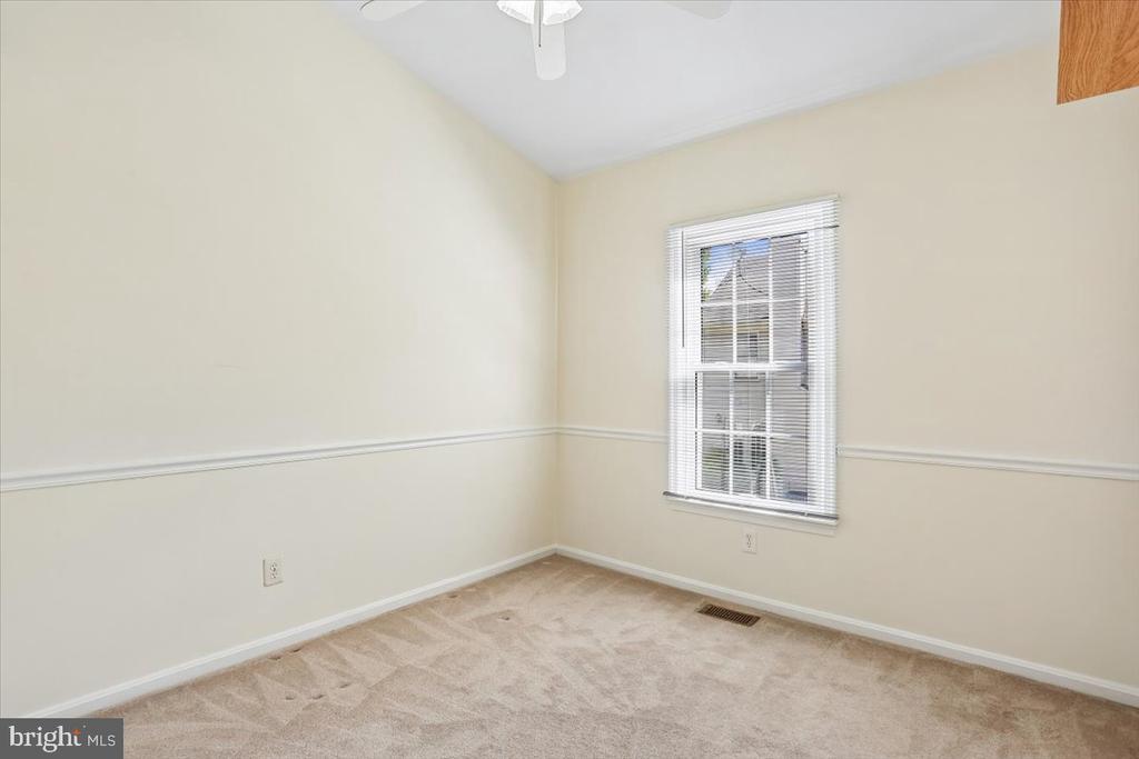 9 FOUNTAIN VALLEY COURT
