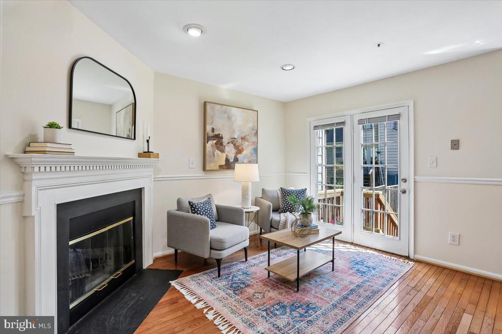 9 FOUNTAIN VALLEY COURT