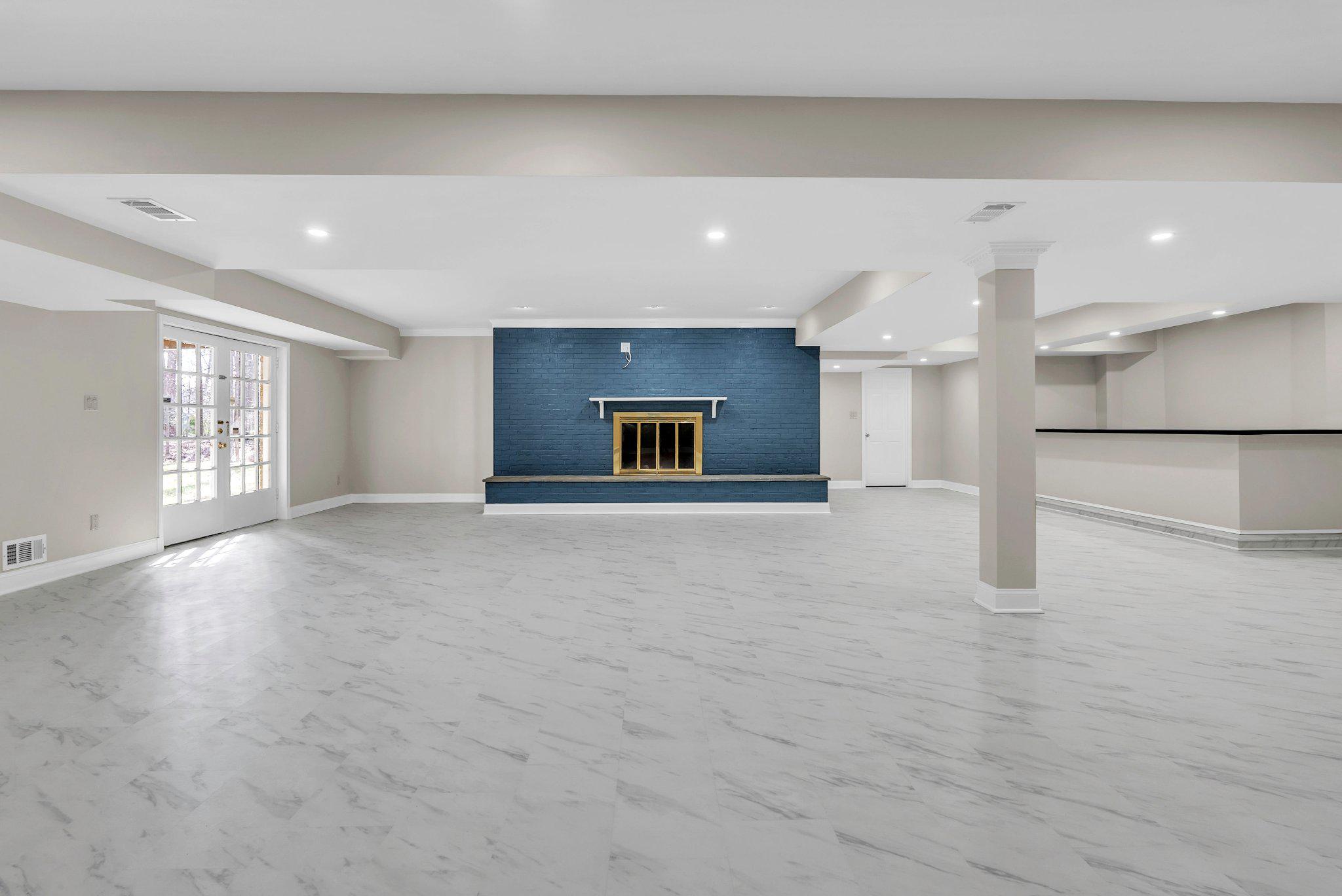 8616 CHATEAU DRIVE