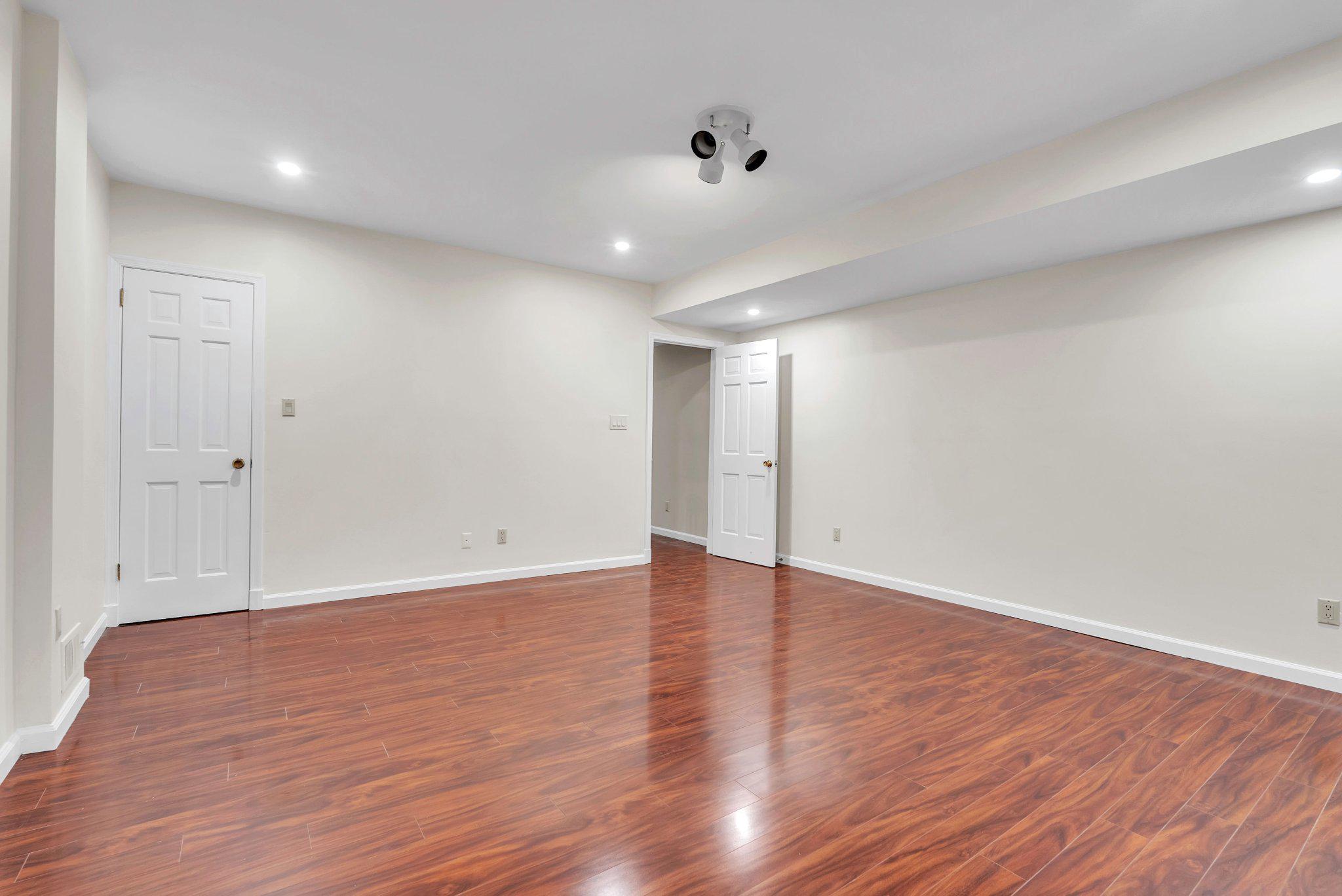 8616 CHATEAU DRIVE