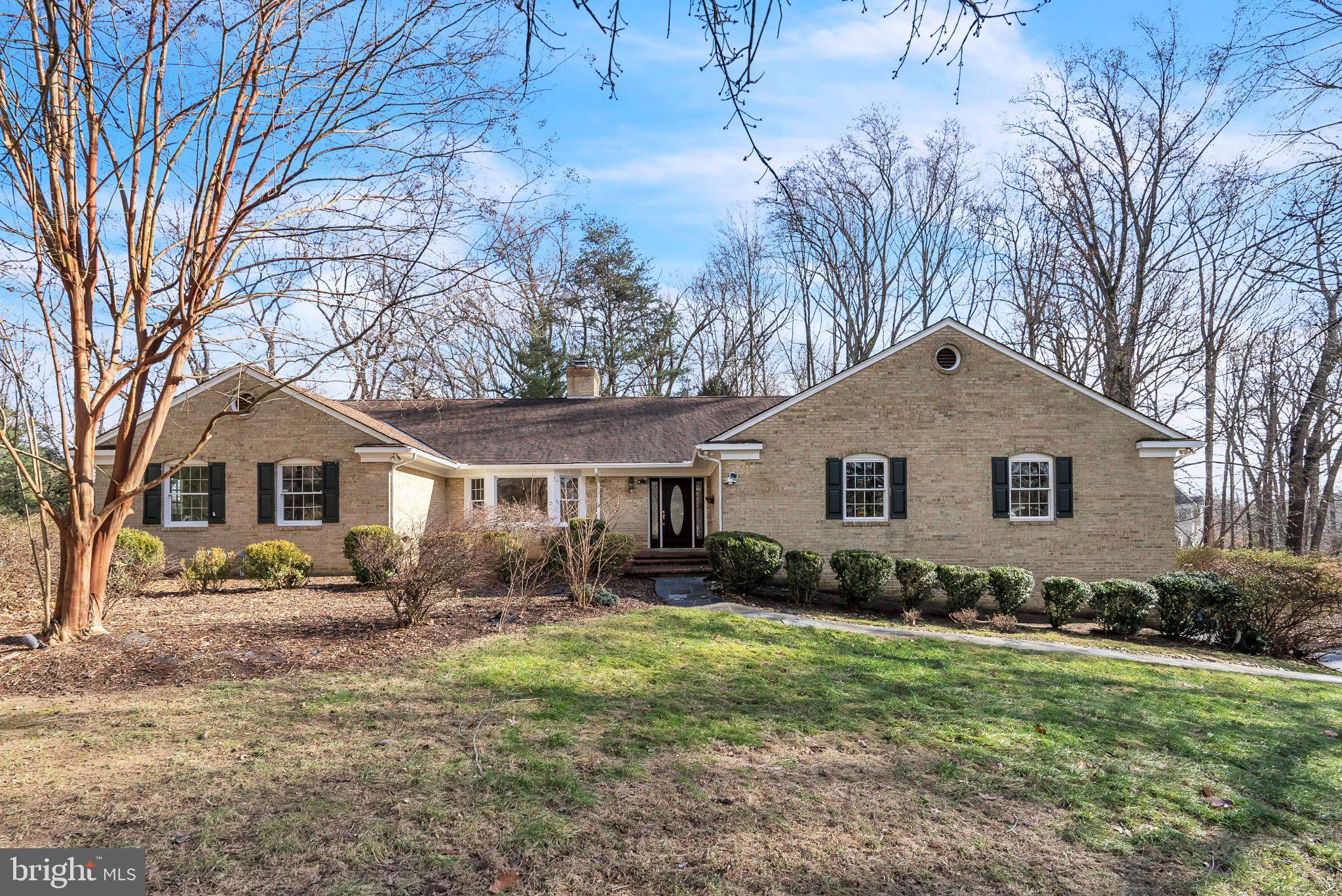 8616 CHATEAU DRIVE