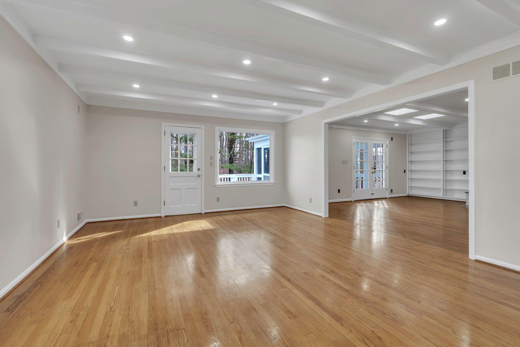 8616 CHATEAU DRIVE