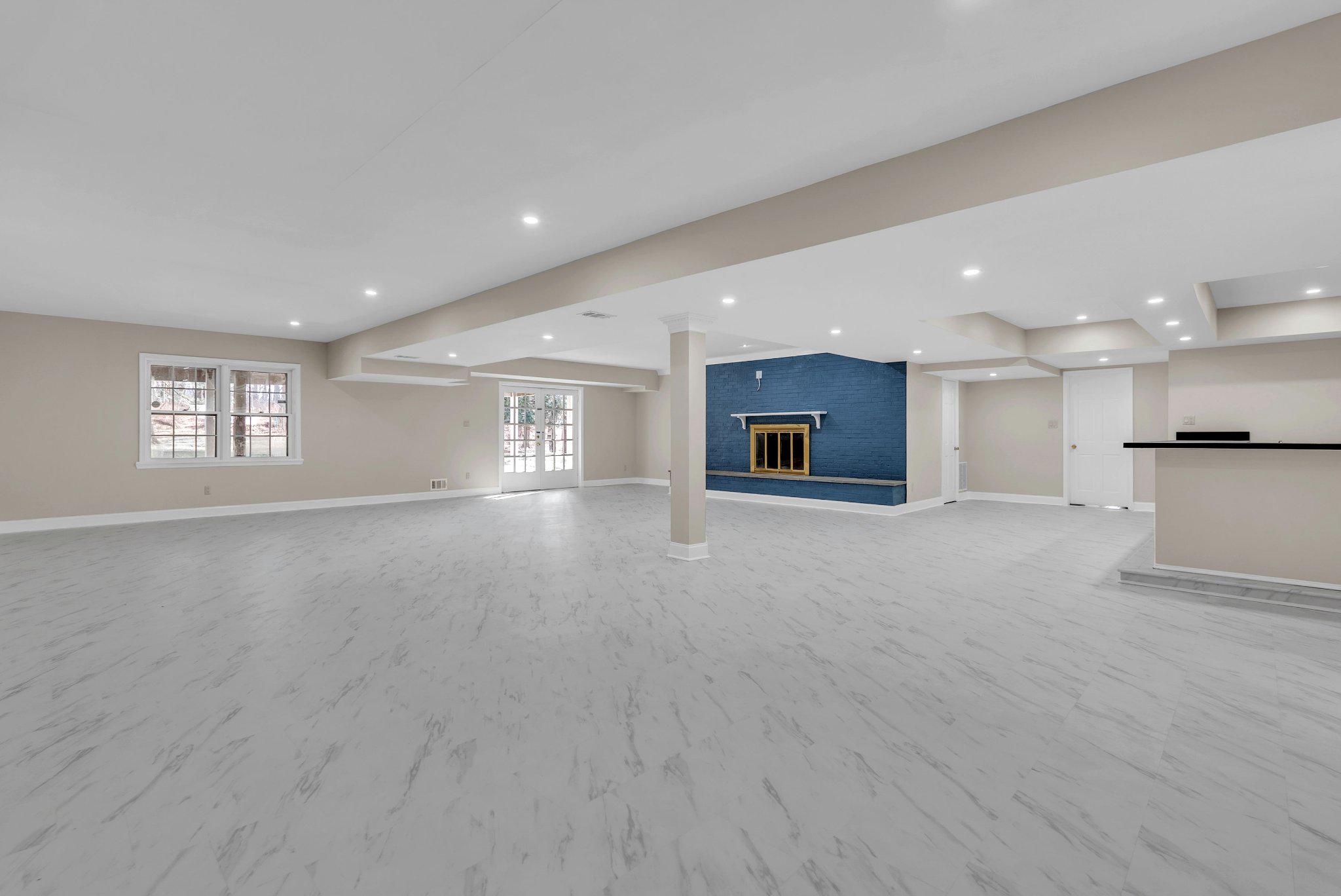 8616 CHATEAU DRIVE