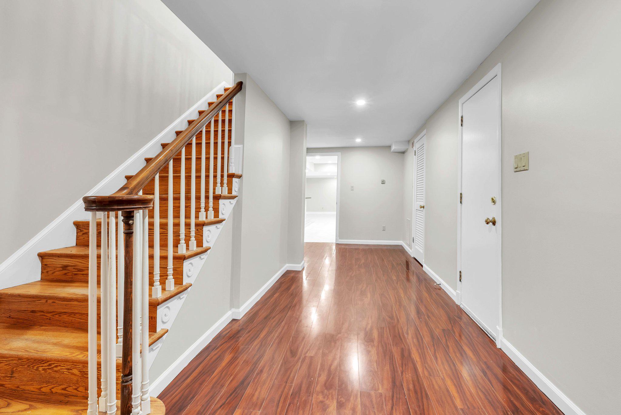 8616 CHATEAU DRIVE