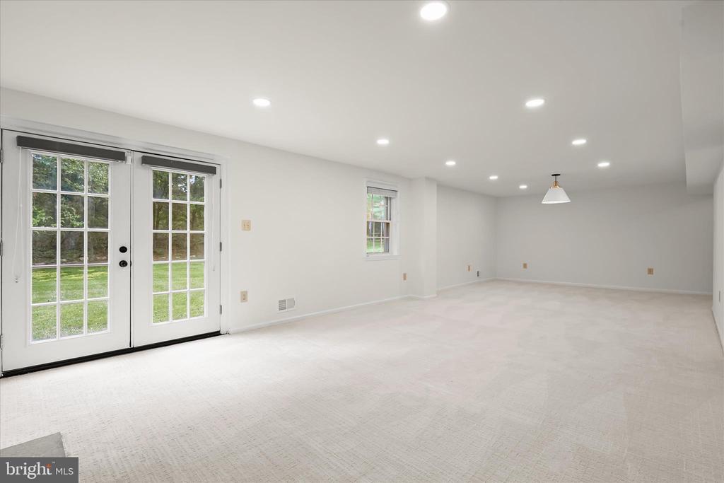7533 PEPPERELL DRIVE