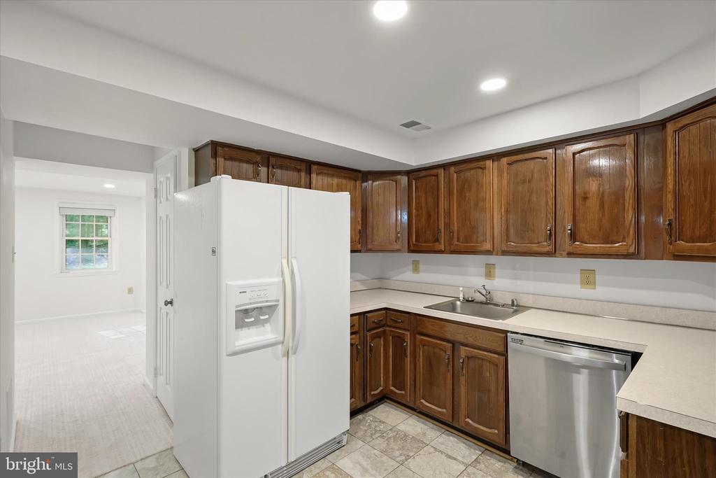 7533 PEPPERELL DRIVE