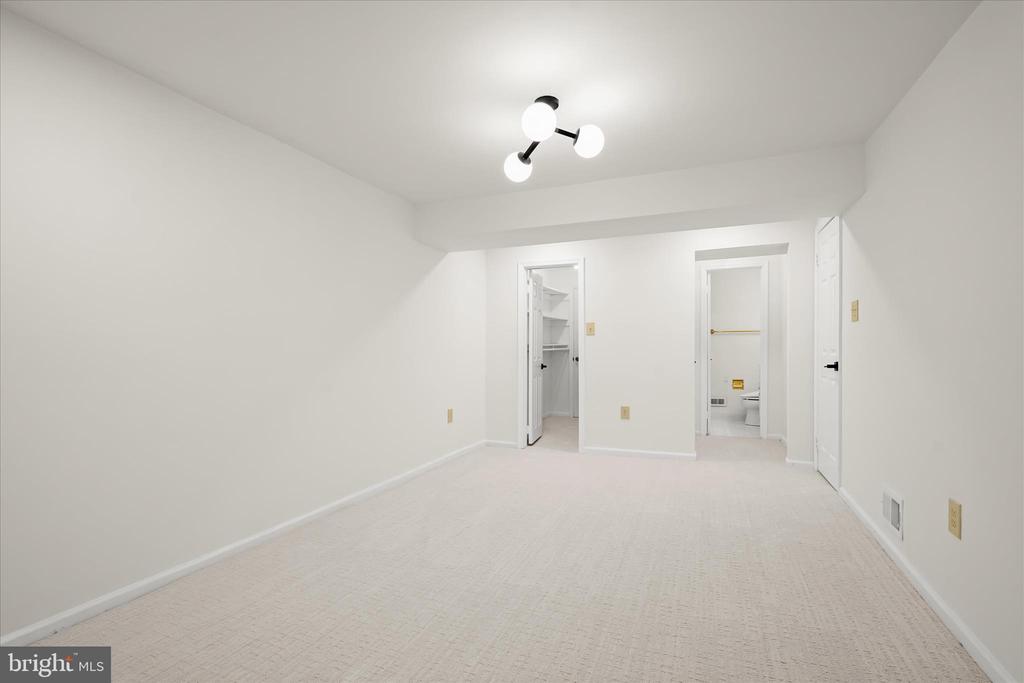 7533 PEPPERELL DRIVE