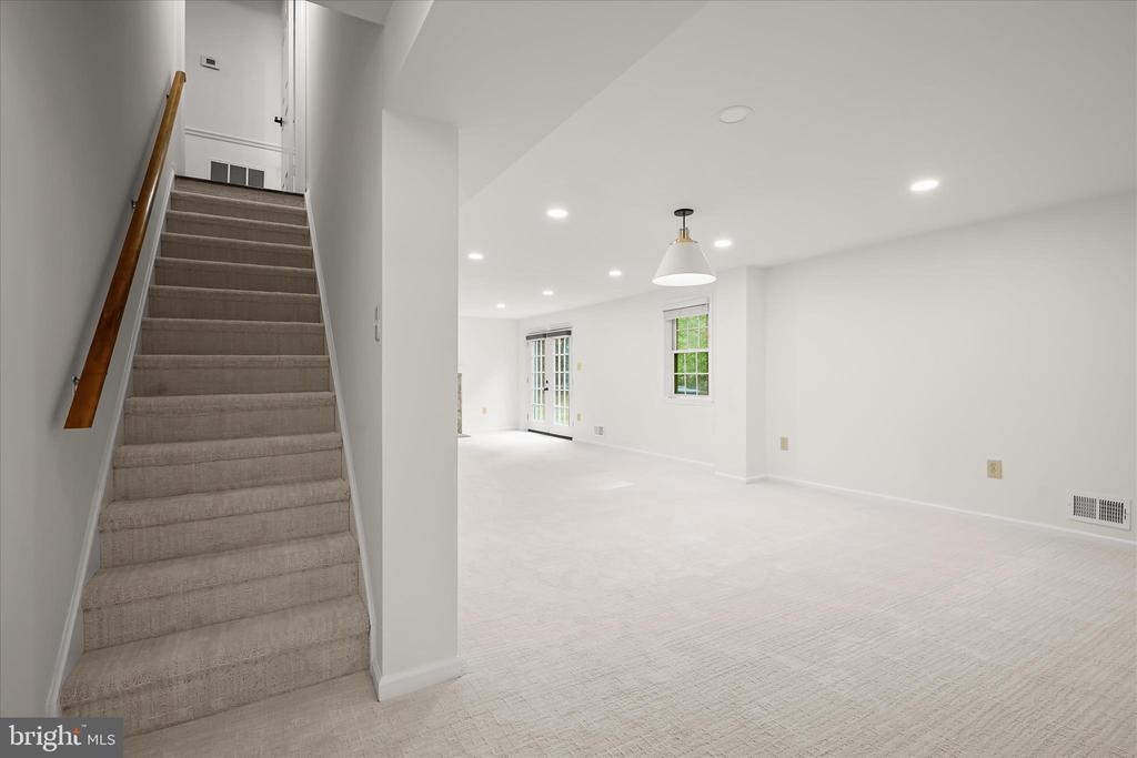 7533 PEPPERELL DRIVE