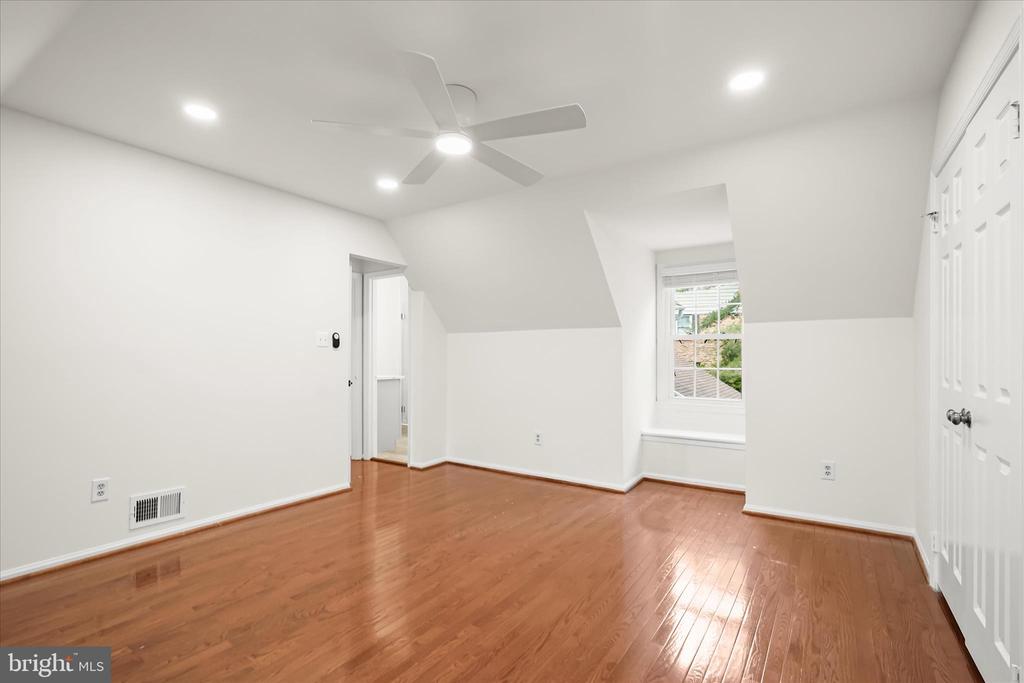 7533 PEPPERELL DRIVE