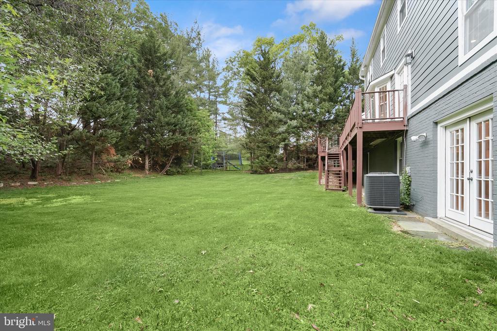 7533 PEPPERELL DRIVE
