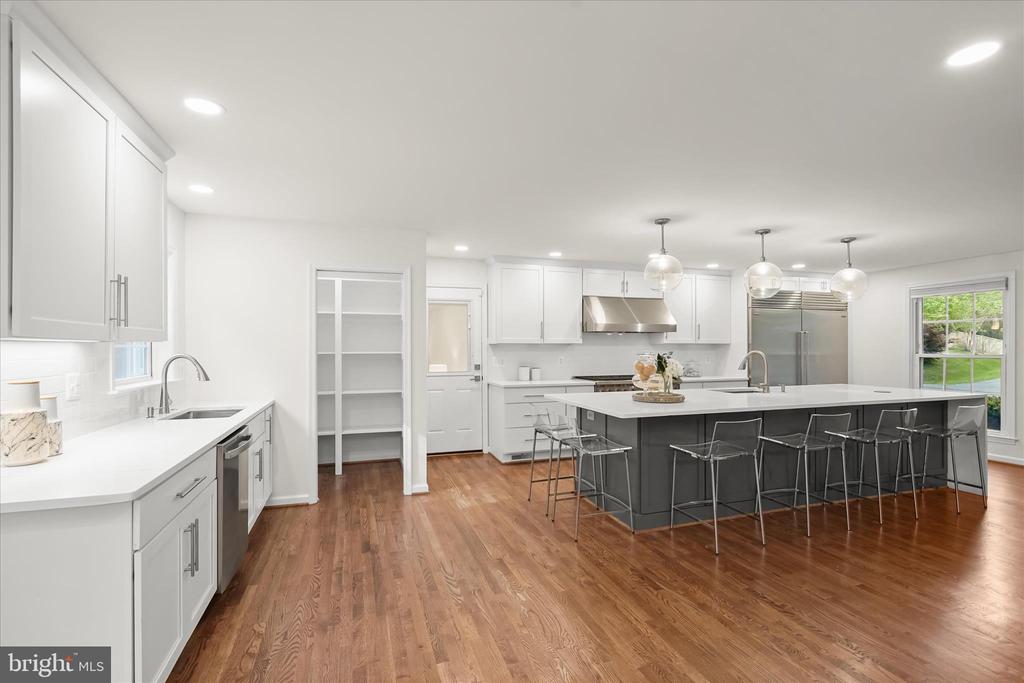 7533 PEPPERELL DRIVE