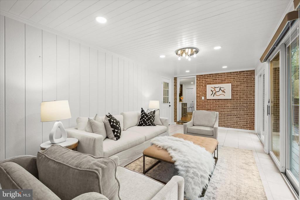 7533 PEPPERELL DRIVE