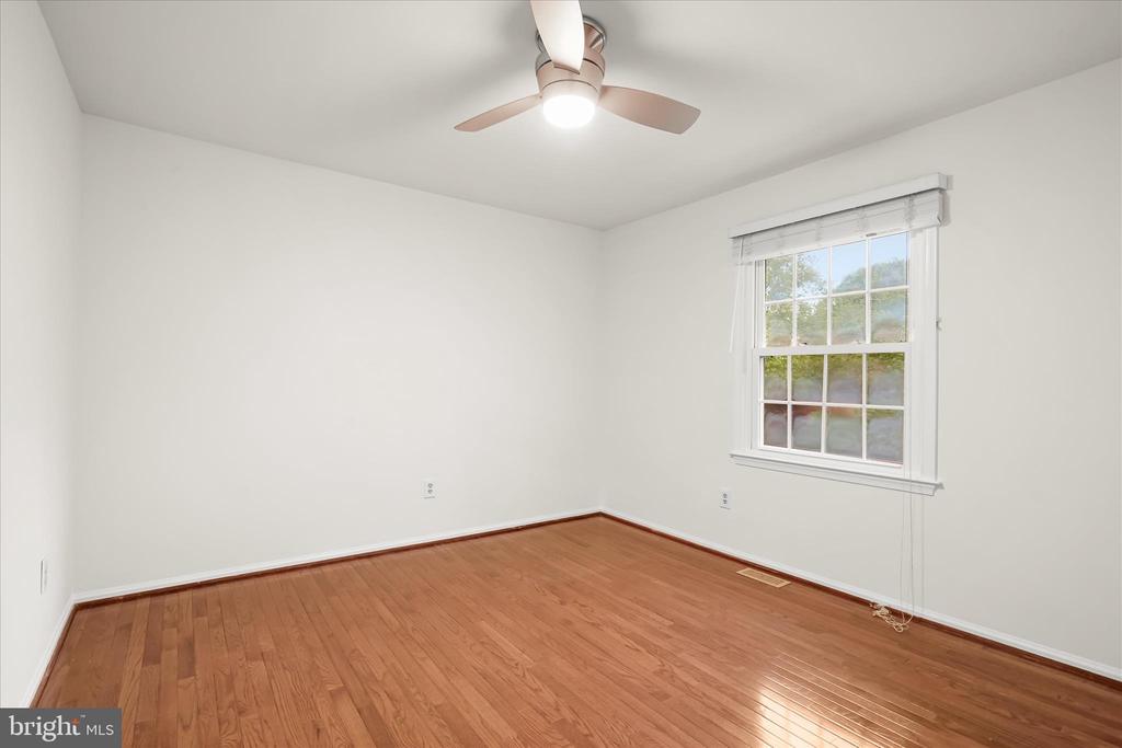7533 PEPPERELL DRIVE