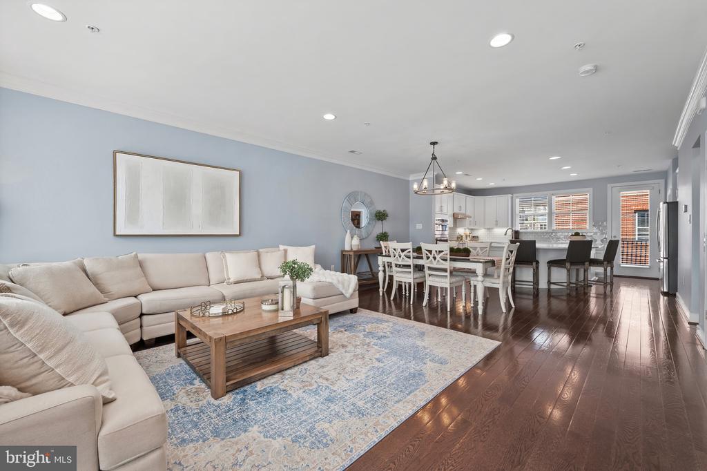 322 CROWN PARK AVENUE