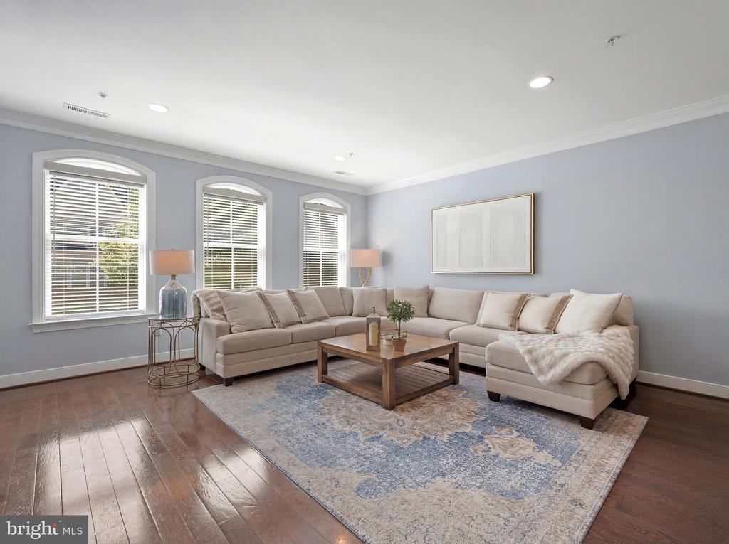 322 CROWN PARK AVENUE