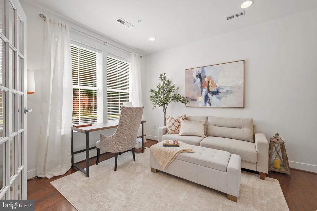 322 CROWN PARK AVENUE