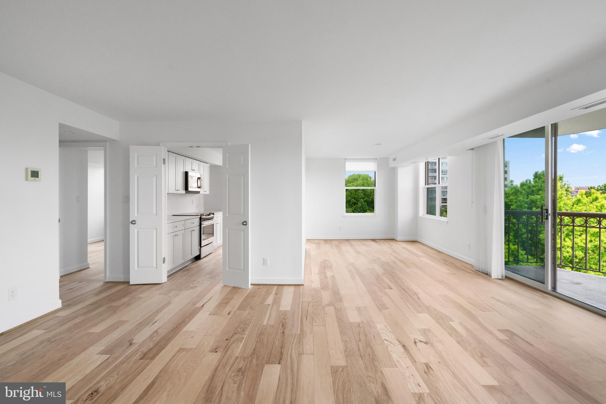 5000 BATTERY LANE 704