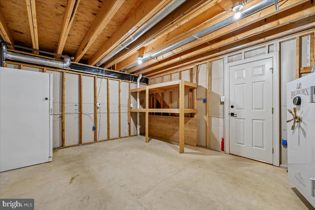 12119 RED ADMIRAL WAY