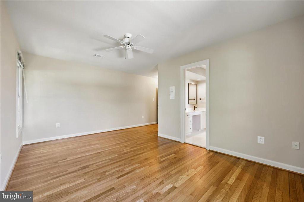 12119 RED ADMIRAL WAY