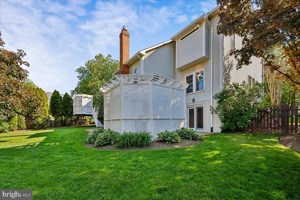 12119 RED ADMIRAL WAY