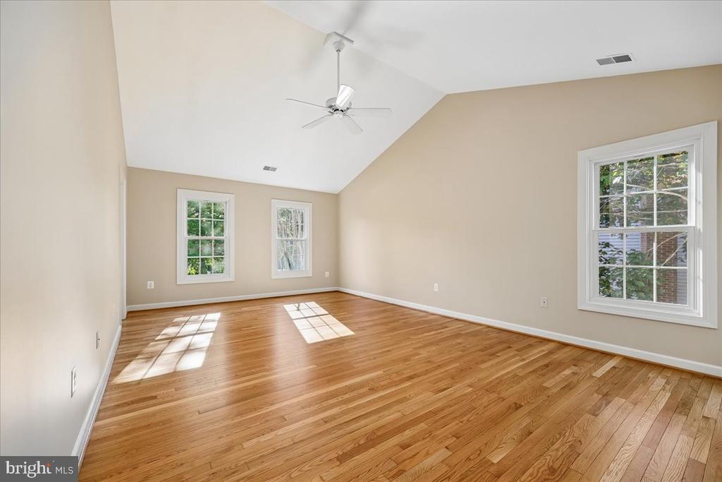 12119 RED ADMIRAL WAY