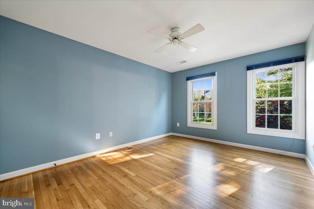 12119 RED ADMIRAL WAY