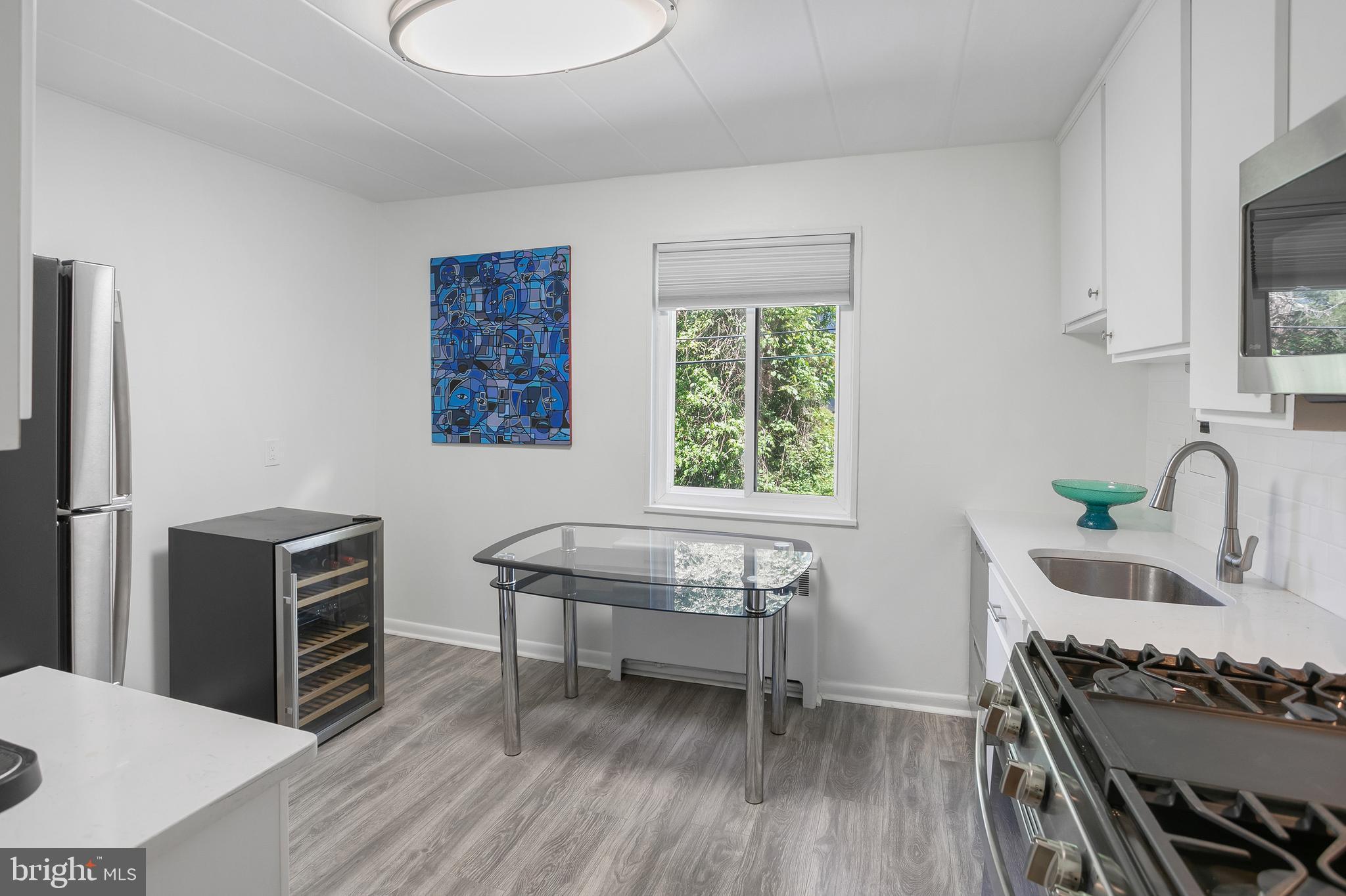 4800 CHEVY CHASE DRIVE 207