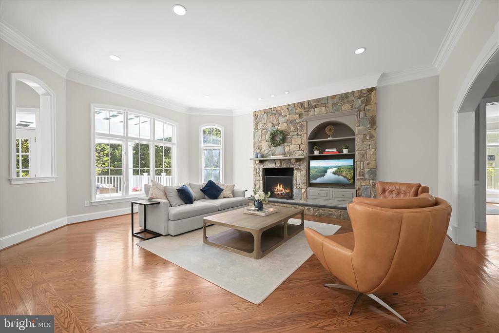 8539 RAPLEY PRESERVE CIRCLE