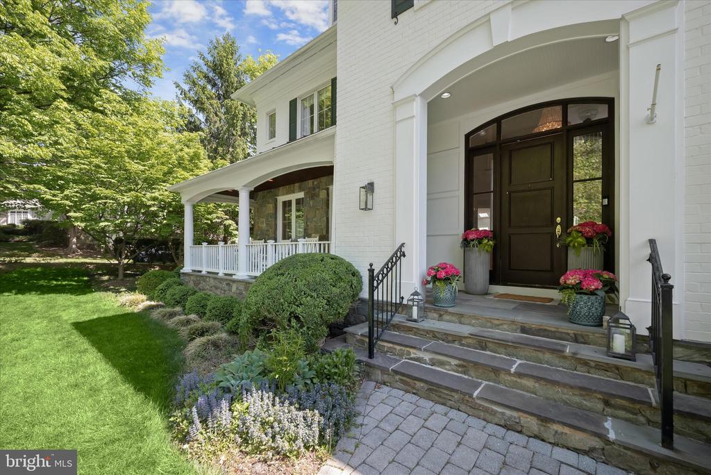 8539 RAPLEY PRESERVE CIRCLE