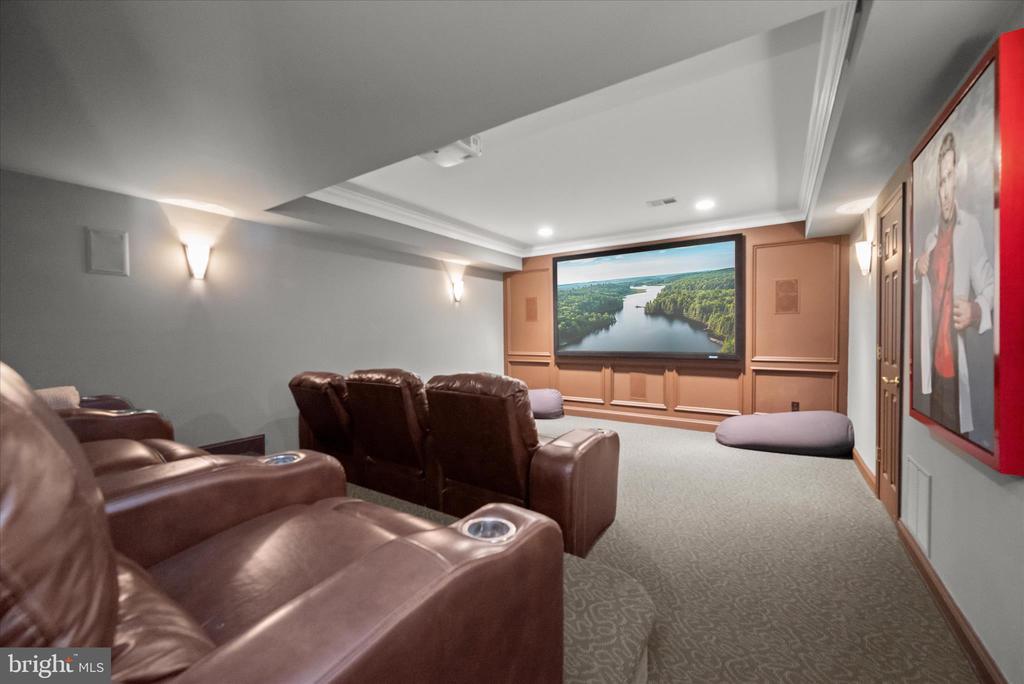 8539 RAPLEY PRESERVE CIRCLE