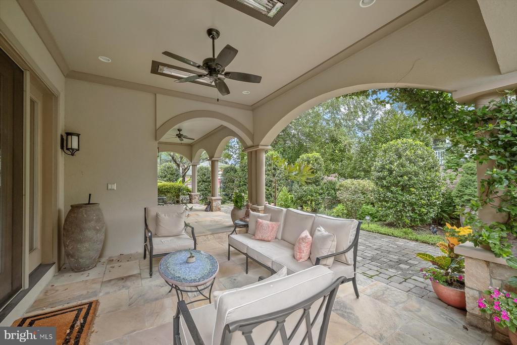 6410 LANDON LANE