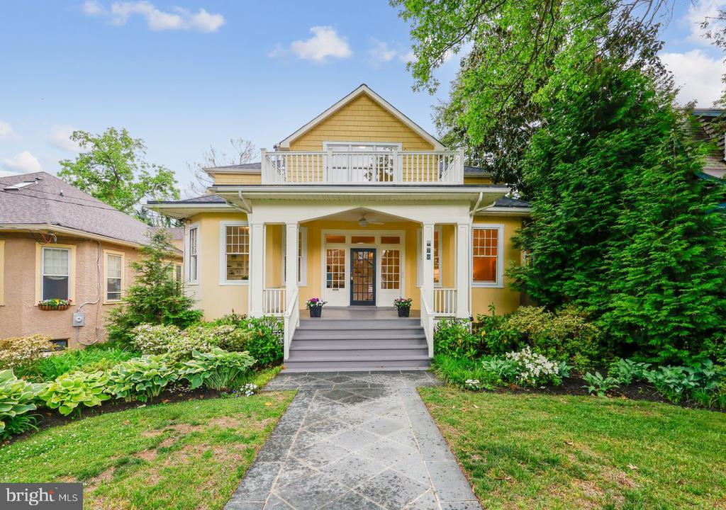 112 QUINCY STREET