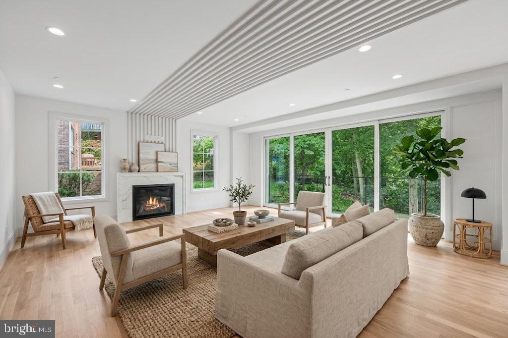 9622 PARKWOOD DRIVE