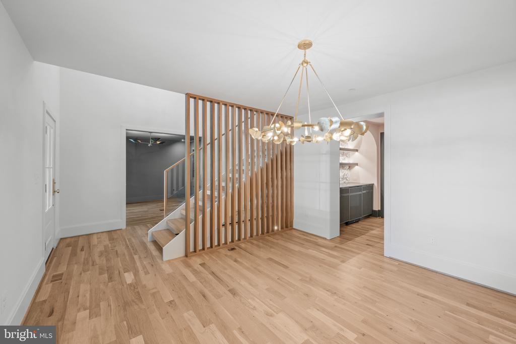 9622 PARKWOOD DRIVE